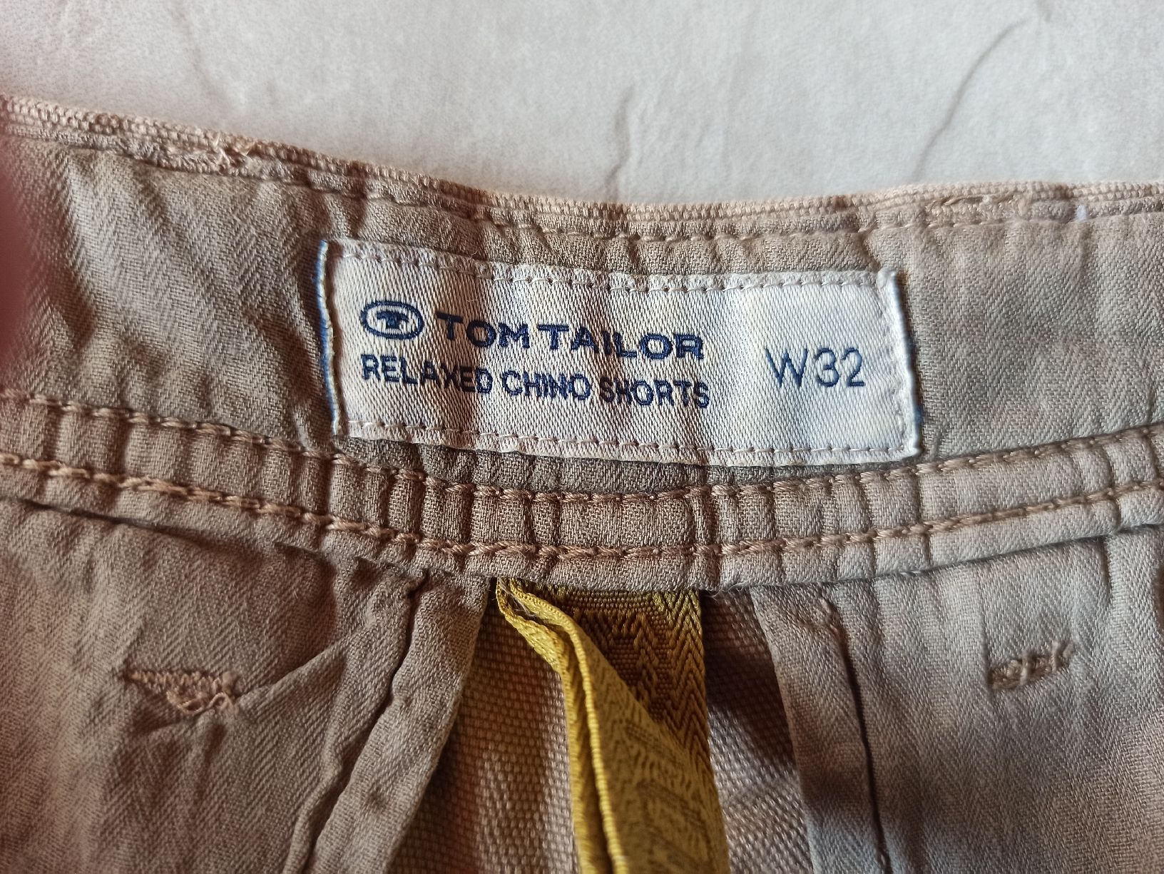 Tom Tailor Pantaloni: Shorts TOM TAYLOR – Usato da Niederwil AG venduto da Nioc28 2