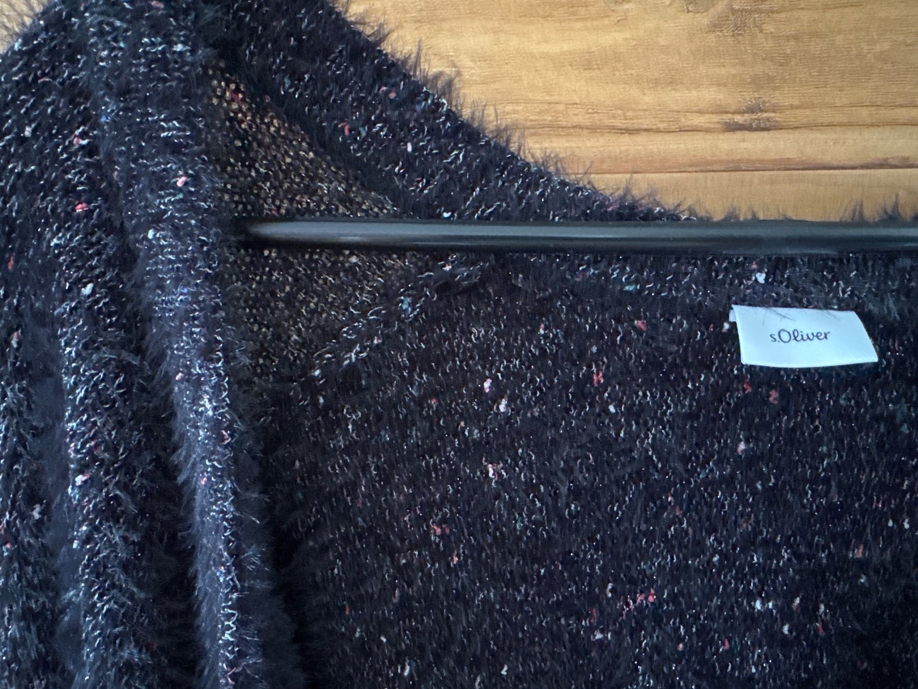 S.Oliver Giacche: Strickjacke, s.Oliver, Gr. XS, schwarz, Glitzergarn – Usato da Winterthur venduto da britsi 6