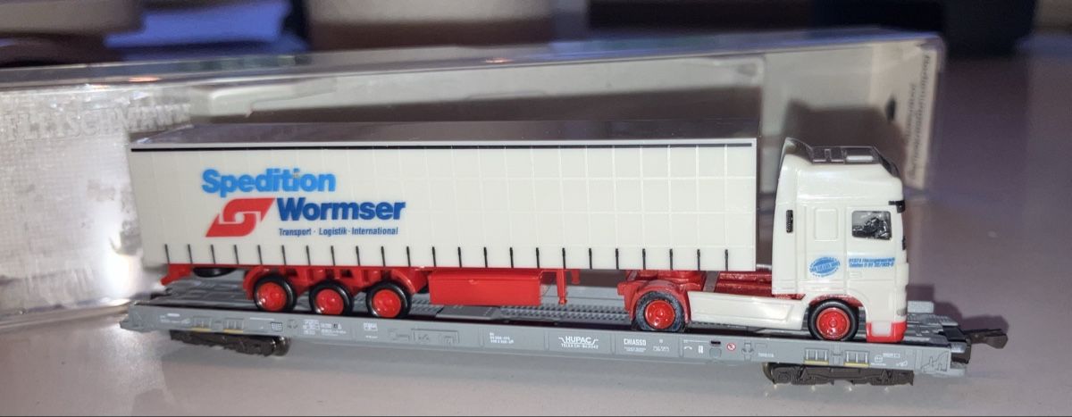 Fleischmann Modellini di ferrovie: Wagon porte-camion Fleischmann  Spedition Wormser – Usato da Dompierre VD venduto da immorentes 1