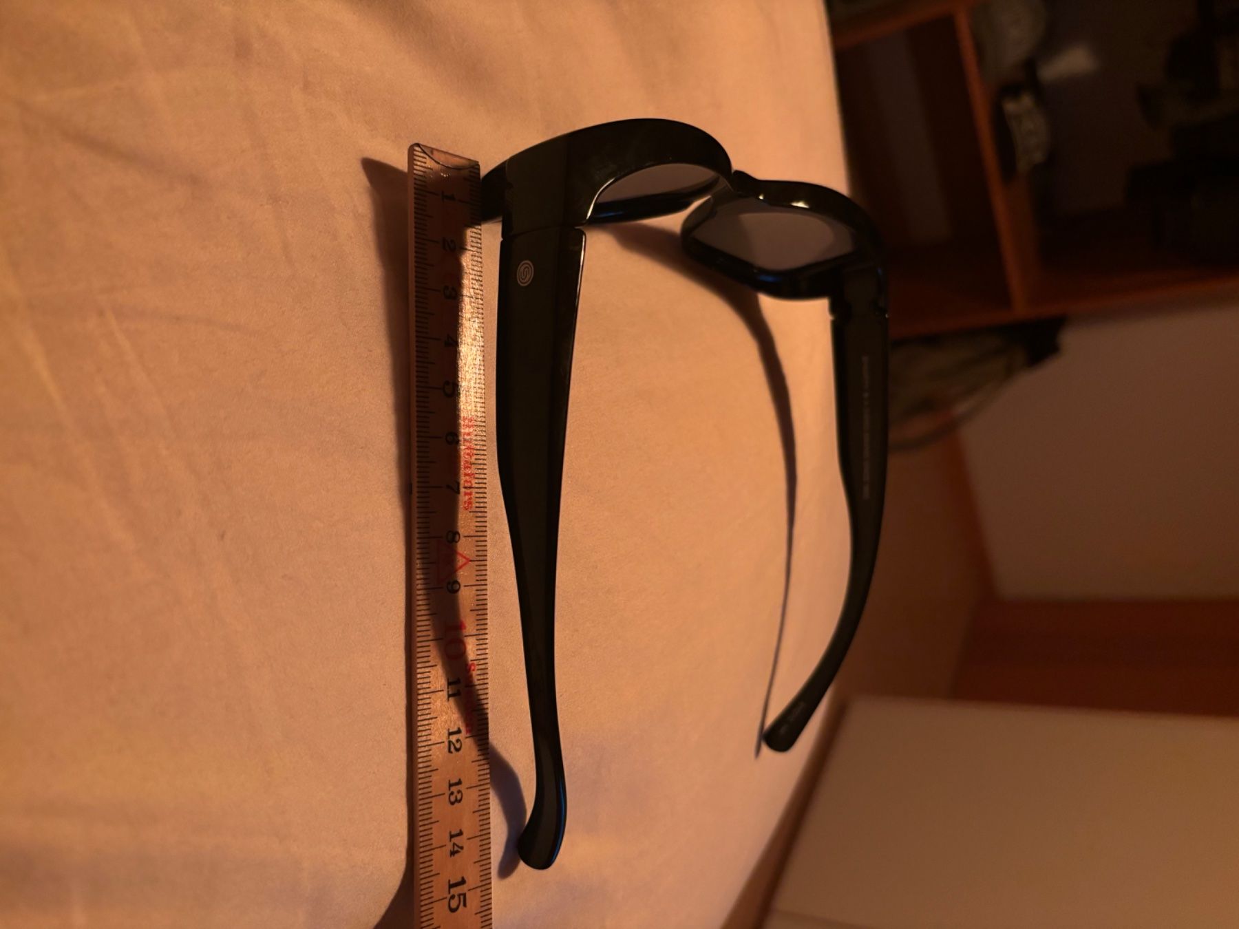 Occhiali & Lenti: Grosse Schwarze Sonnenbrille – Usato da Willisdorf venduto da sam_m9y8 2