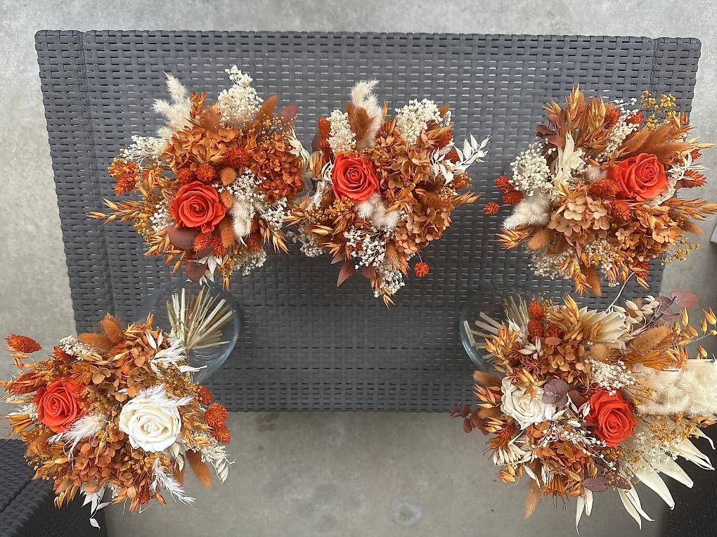 Alle Dekorationen: Bouquets de fleurs séchées avec vase (5 pcs.) – Gebraucht aus Basel von Greg313 3