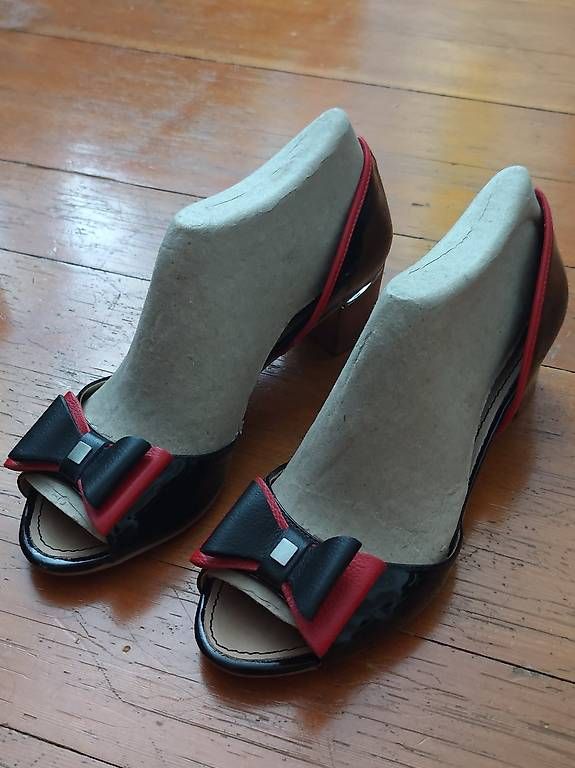 Damenschuhe: Chaussure taille 40 – Gebraucht aus Lausanne von Auree_D