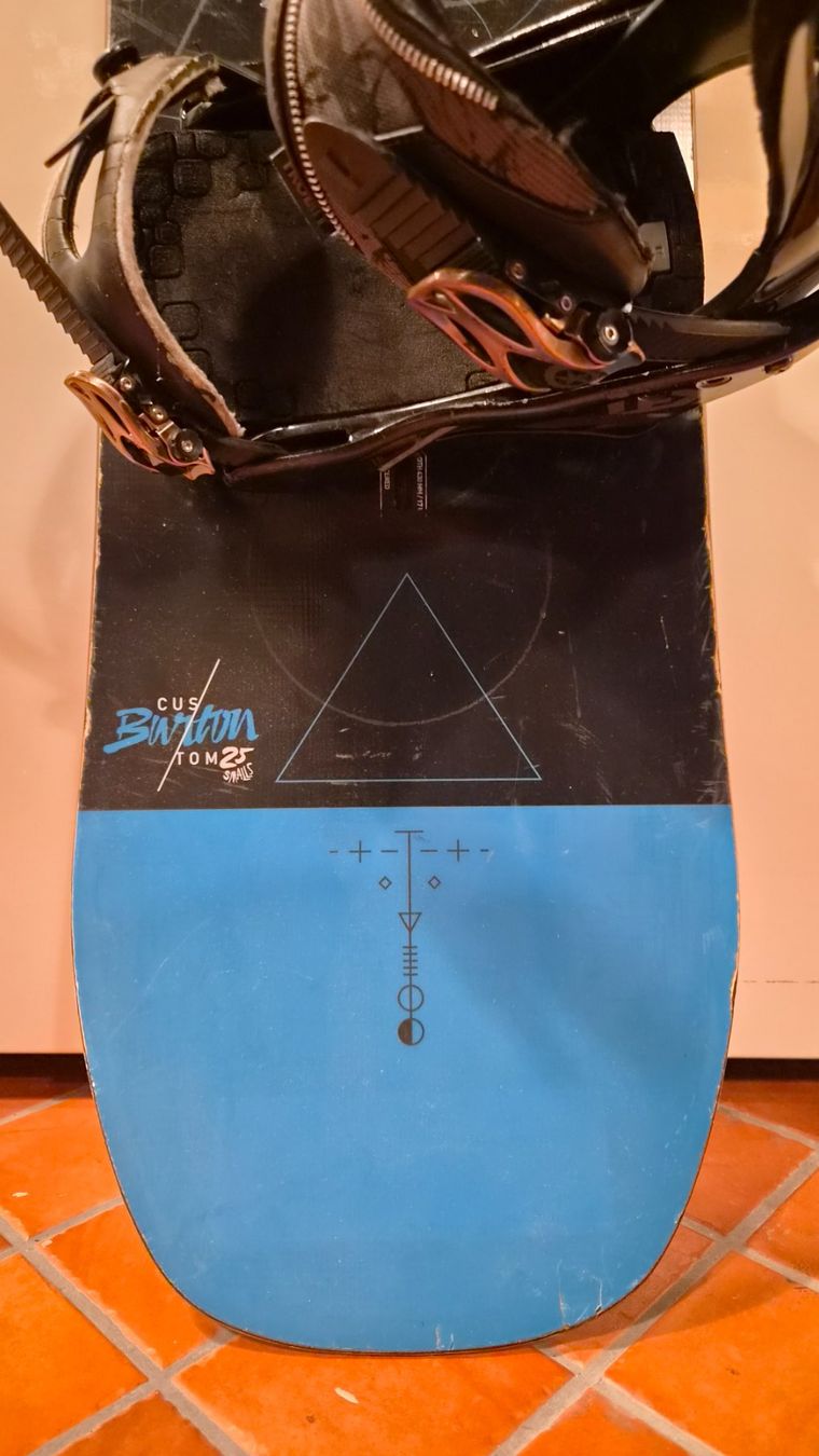 Burton Boards: Snowboard Burton Custom 125cm inkl. Bindung – Gebraucht aus Oberrieden von Raja011 5