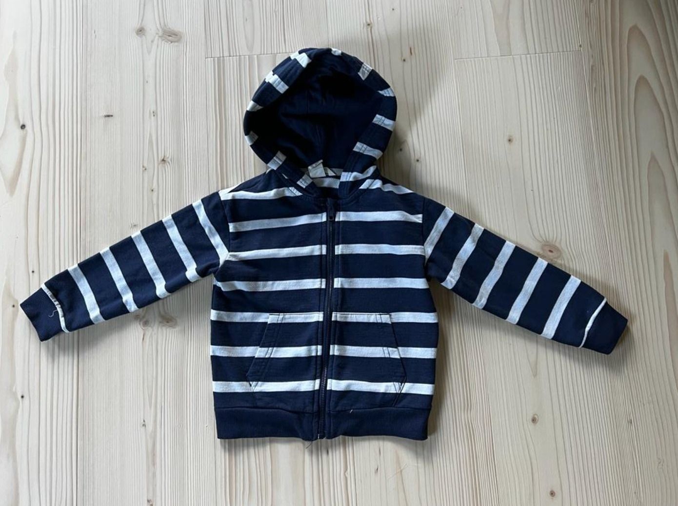 Okaidi Maglioni & Felpe: H&M Kaputzenpullover Gr. 98/104  Top! – Usato da Zürich venduto da meggimay