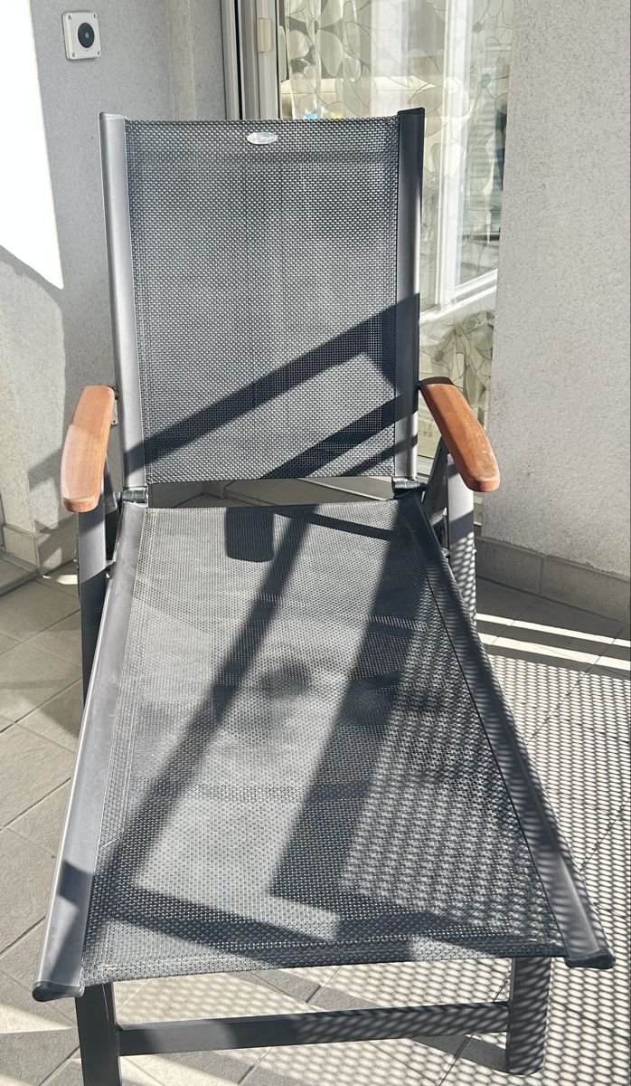 Sedie a sdraio: Bequeme Gartenliege mit Auflage, – Usato da Visp venduto da miflo-1 1