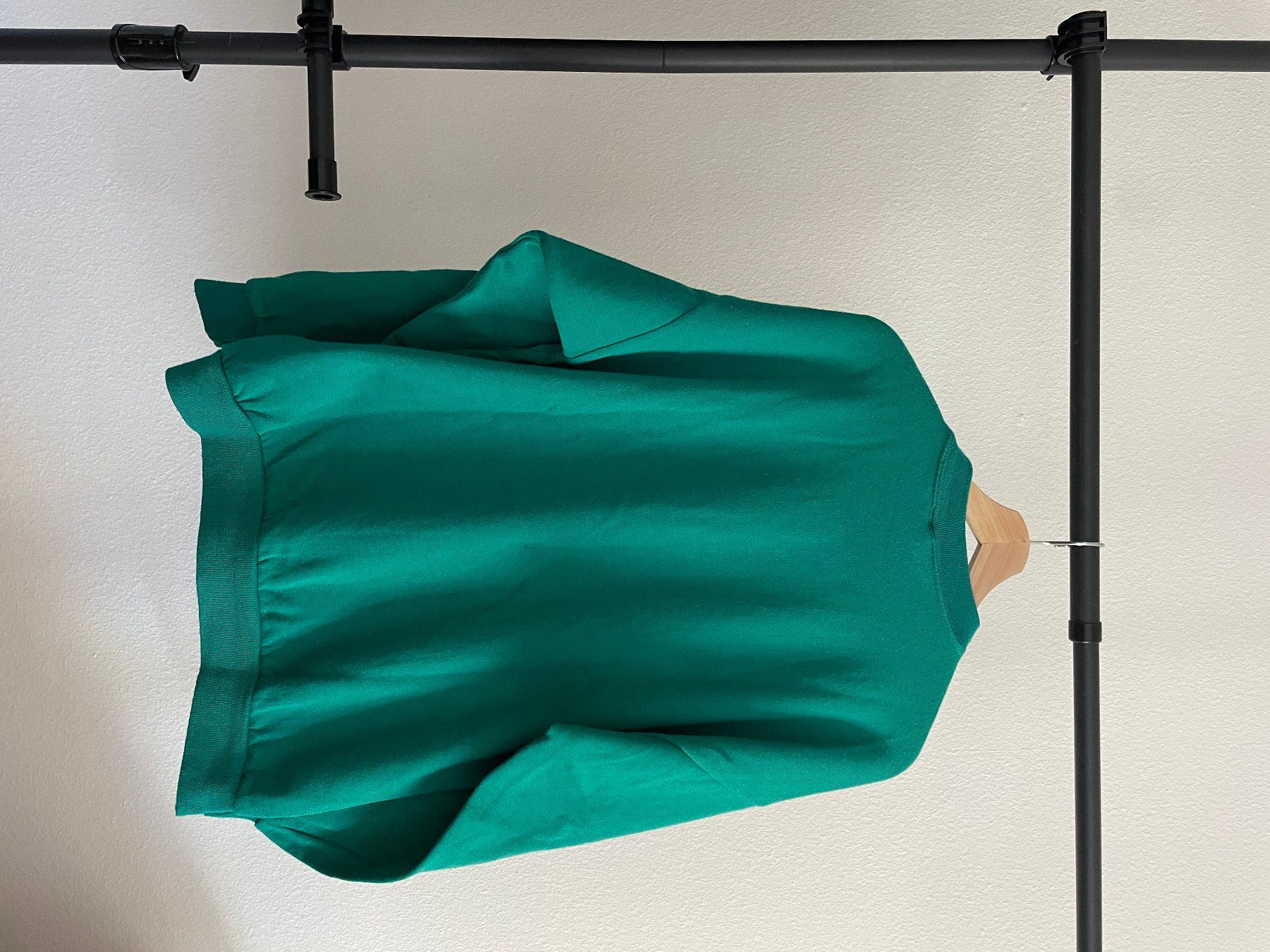 Maglioni & Felpe: Einzigartiger London-Pullover – Usato da Luzern venduto da tim_nk6b 1