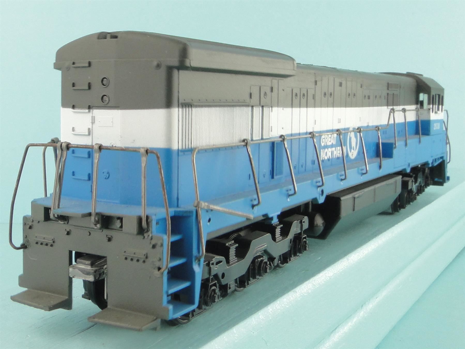 Athearn Modellini di ferrovie: Athearn U33C Great Northern, DUMMY – Usato da Bülach venduto da cann11 3