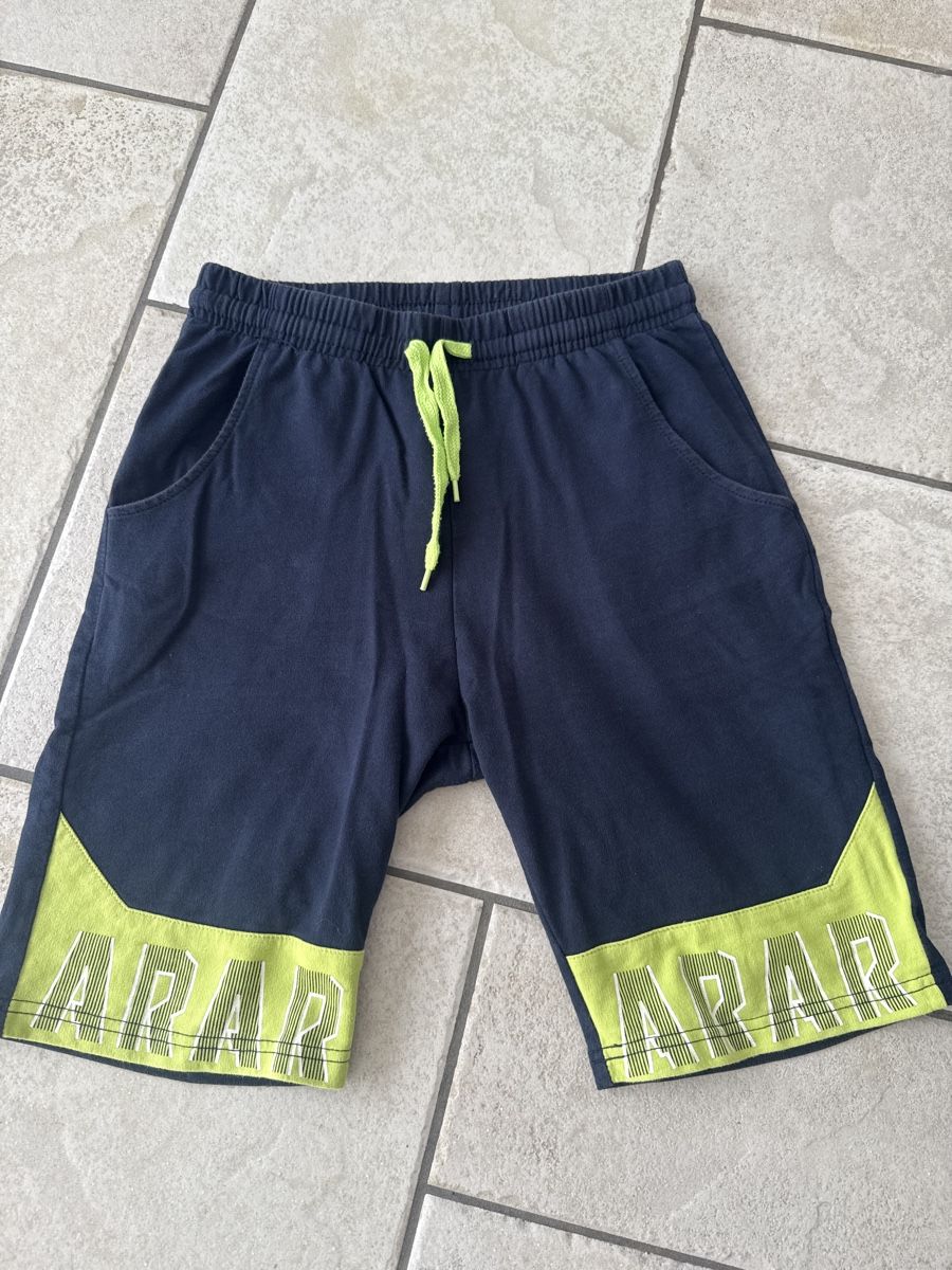 Pantaloni: Short Gr.ca.158 (164) – Usato da Waltenschwil venduto da lina-04