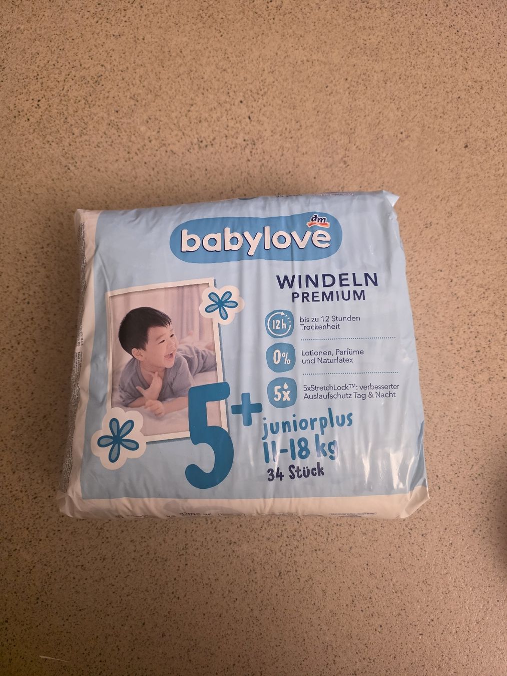 Secchi per pannolini & Pannolini: 5 Packungen Windeln 5+ – Nuovo e nell'imballaggio originale da Zürich venduto da Allek