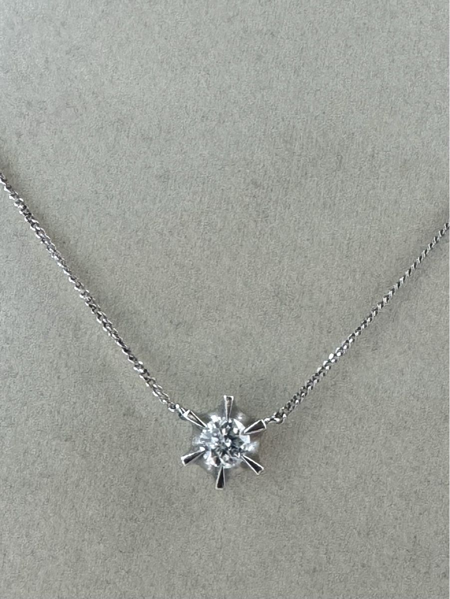 Ketten: Diamant Solitär Kette 0.3ct aus Platin – Gebraucht aus Kriens von hannaandkiko 1