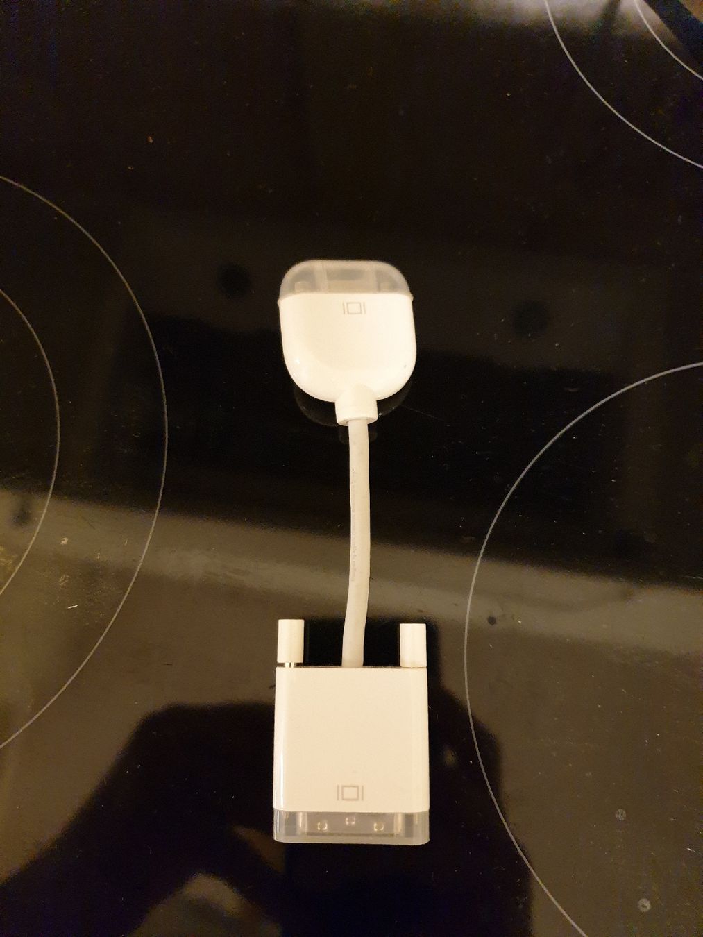 Apple Unità & Adattatore: Adapter DVI auf VGA 33 – Usato da Ittigen venduto da Ziok187 3