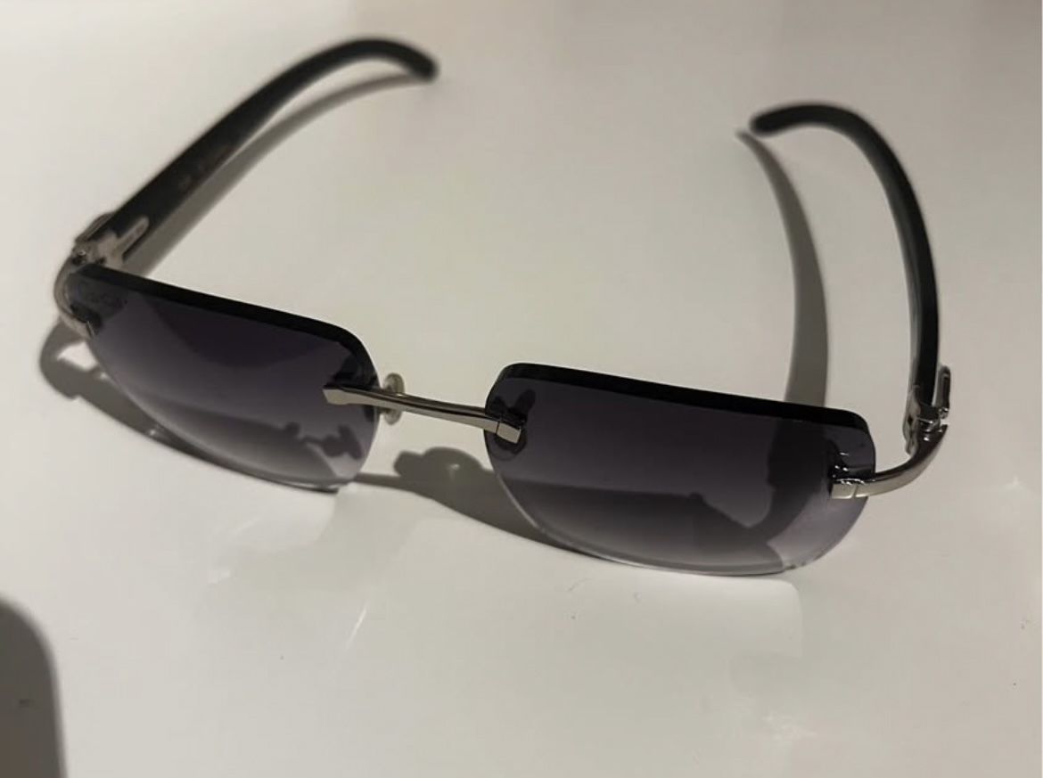 Cartier Brillen & Gläser: Sonnenbrille White Buffs – Gebraucht aus Embrach von DmnkGTR 1