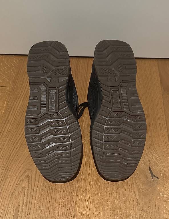 Herrenschuhe: Sneaker  – Gebraucht aus Untervaz von corina96 2