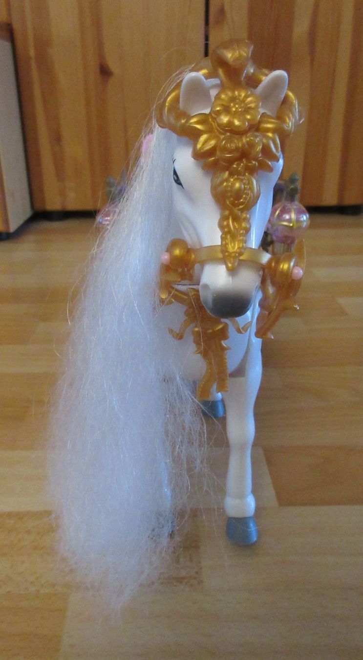 Spielzeuge: Kutsche mit Beleuchtung und laufendes Pferd – Gebraucht aus Kaisten von renault015 3