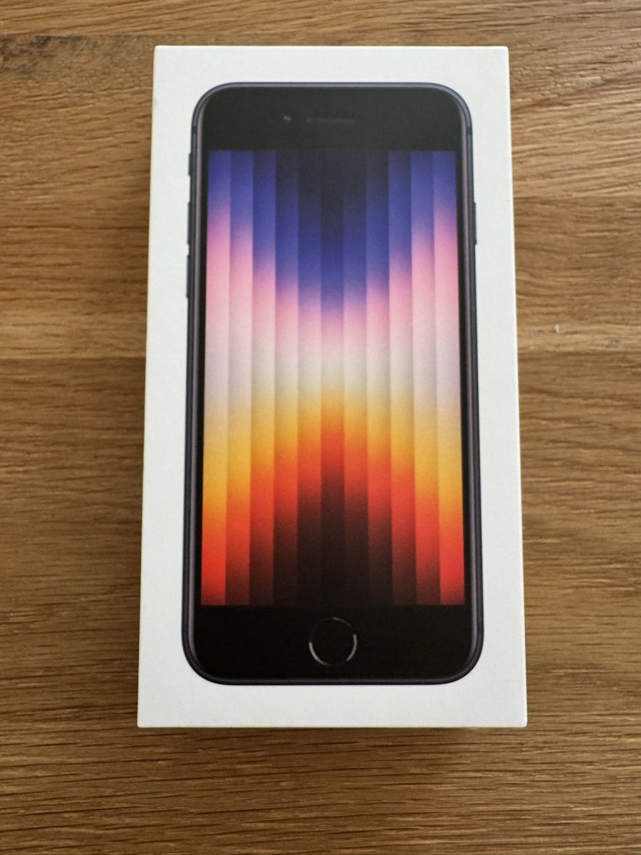 Apple Handys / Smartphones: iPhone SE 2022 64GB – Neu und originalverpackt aus Basel von
