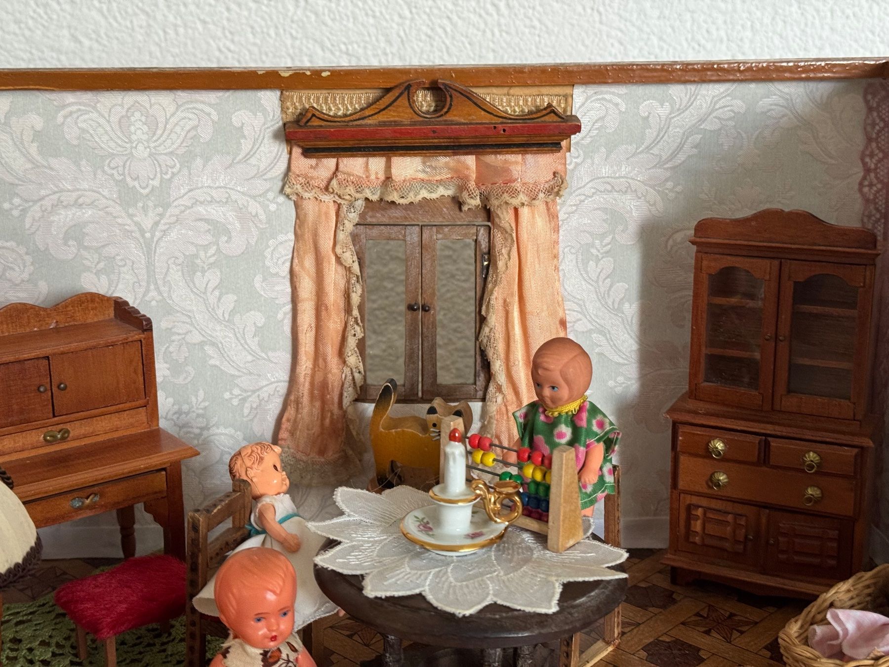 Case e mobili per bambole: Alte Puppenstube / Puppenhaus – Usato da Neuendorf venduto da Sternenzauber17 1