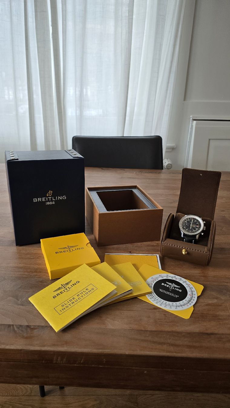 Breitling Orologi: Breitling Navitimer 46mm Set – Usato da Pieterlen venduto da Arami210