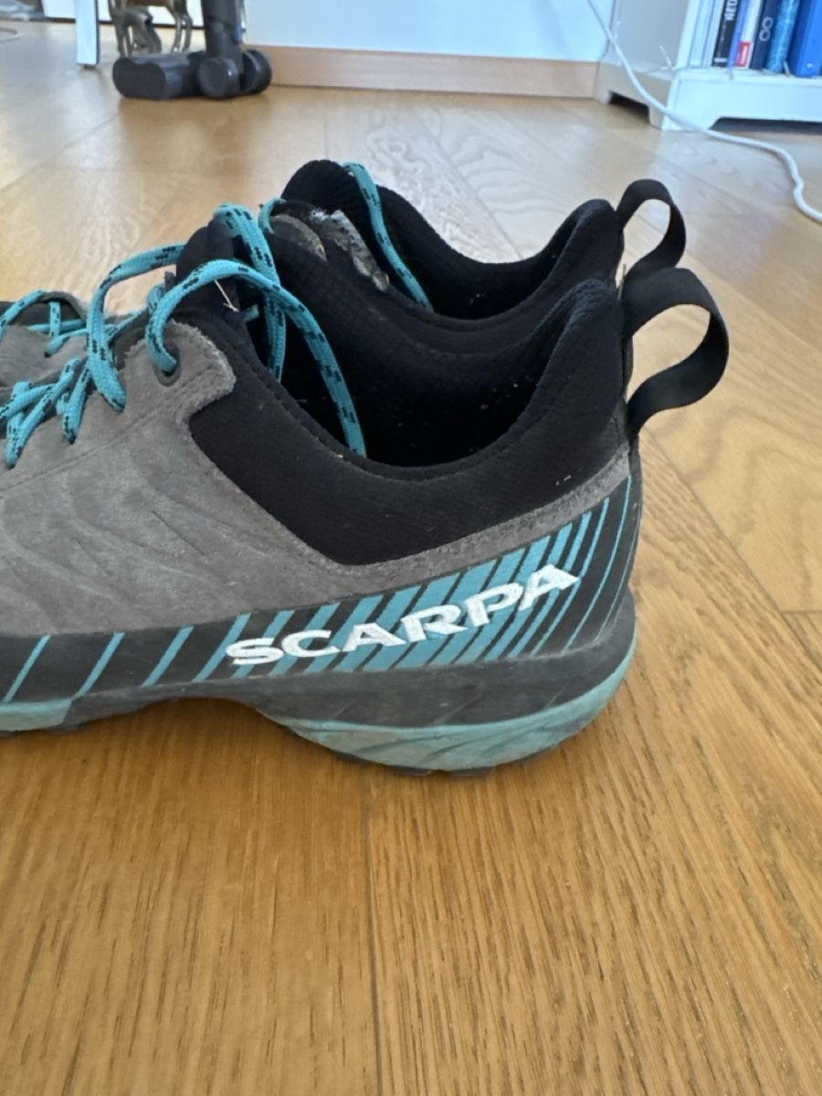 Scarpa Scarpe da donna: SCARPA Kletter-/Wanderschuhe grau/blau gebraucht Gr. 38 – Usato da Wabern venduto da Sunshine55 2