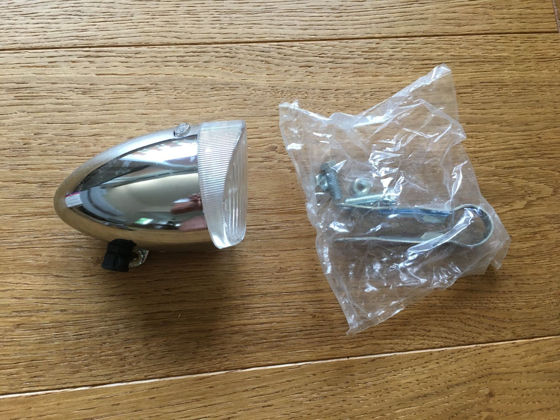 Pièces détachées: Union Frontlampe 6830 neu Vintage – Neuf avec emballage d'origine à Obermumpf par Estrela67 1