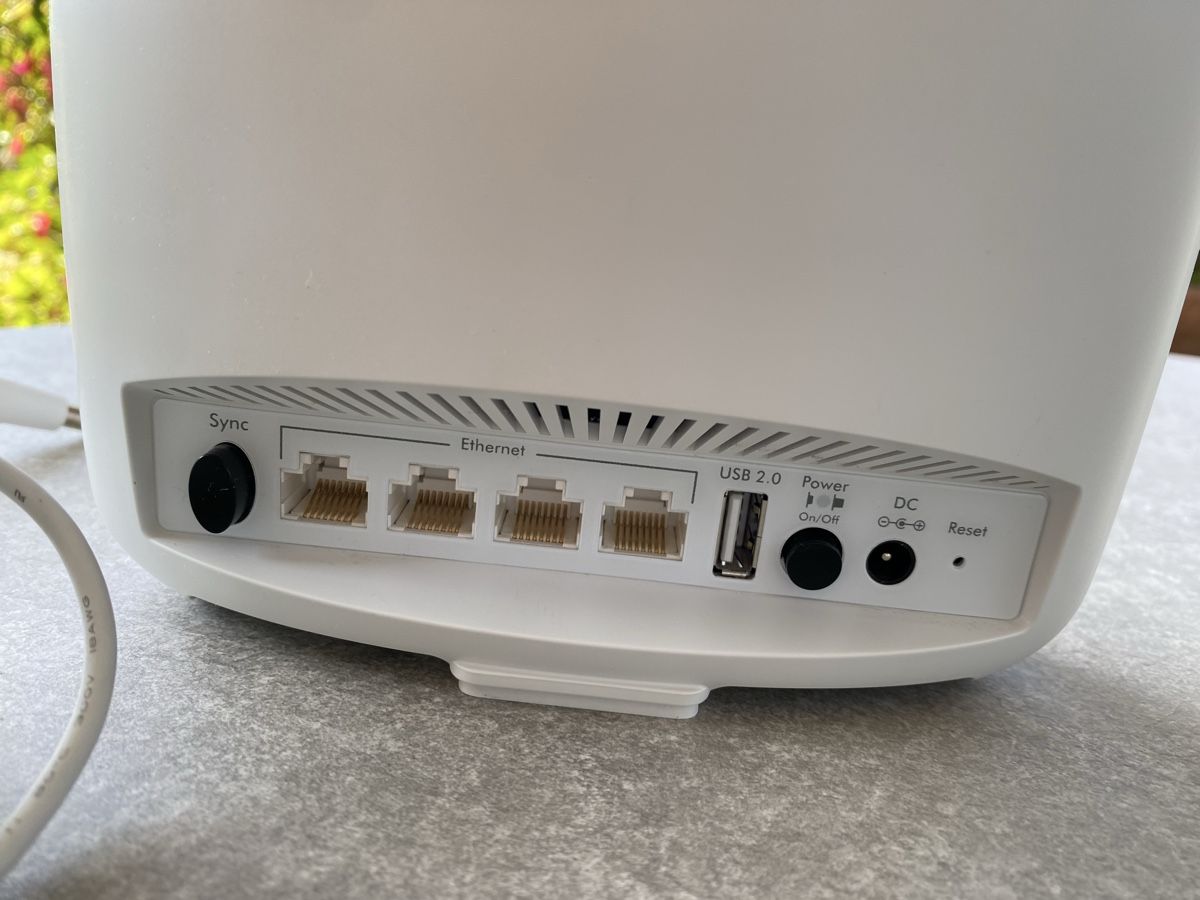 Netgear Modems & Router: Netgear Mesh Router – Gebraucht aus Hünenberg von a.u.849 2