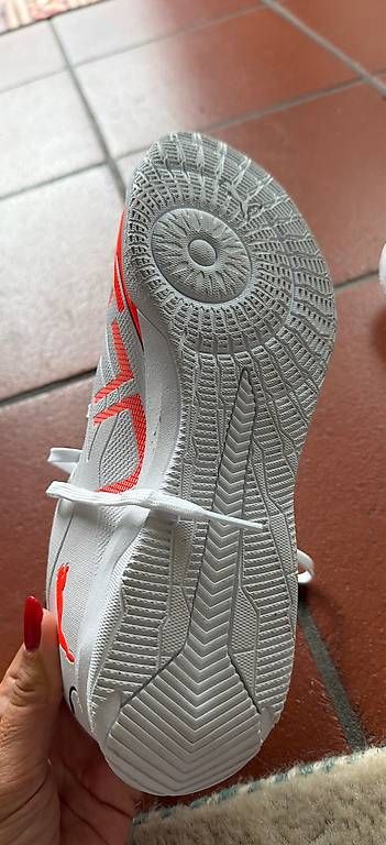 Herrenschuhe: Scarpe ginnastica  – Neu und originalverpackt aus Agno von chg_82vs 1