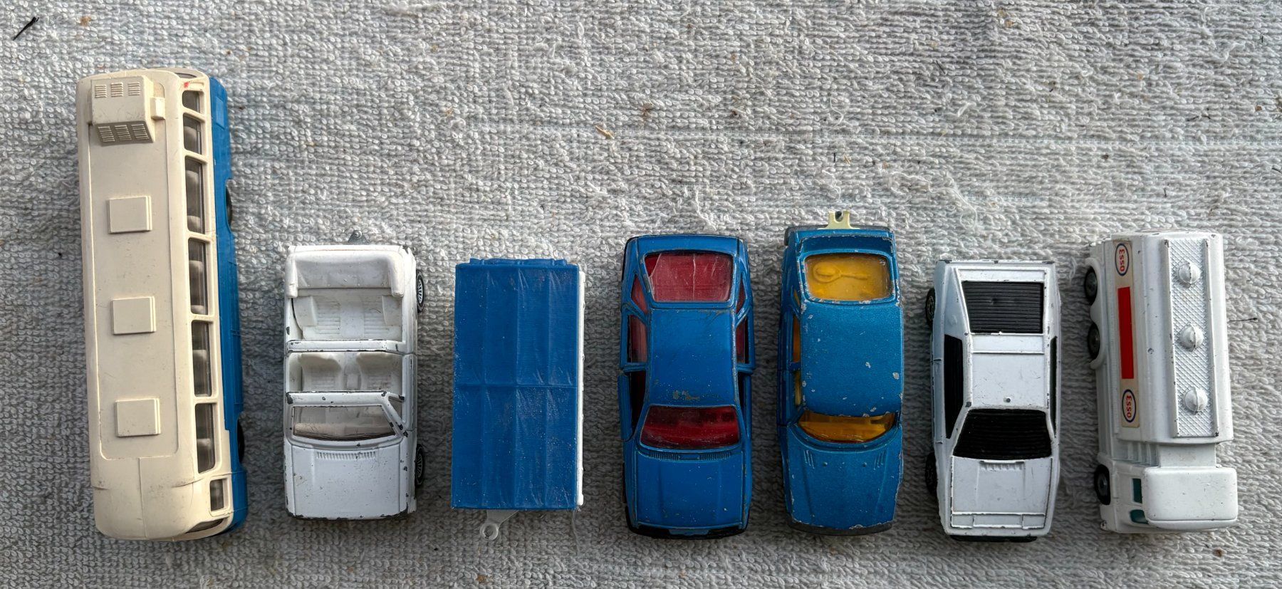 Modellini d'auto: VINTAGE LOT AUTOS – Usato da Ostermundigen venduto da crazy-horse-1840 4