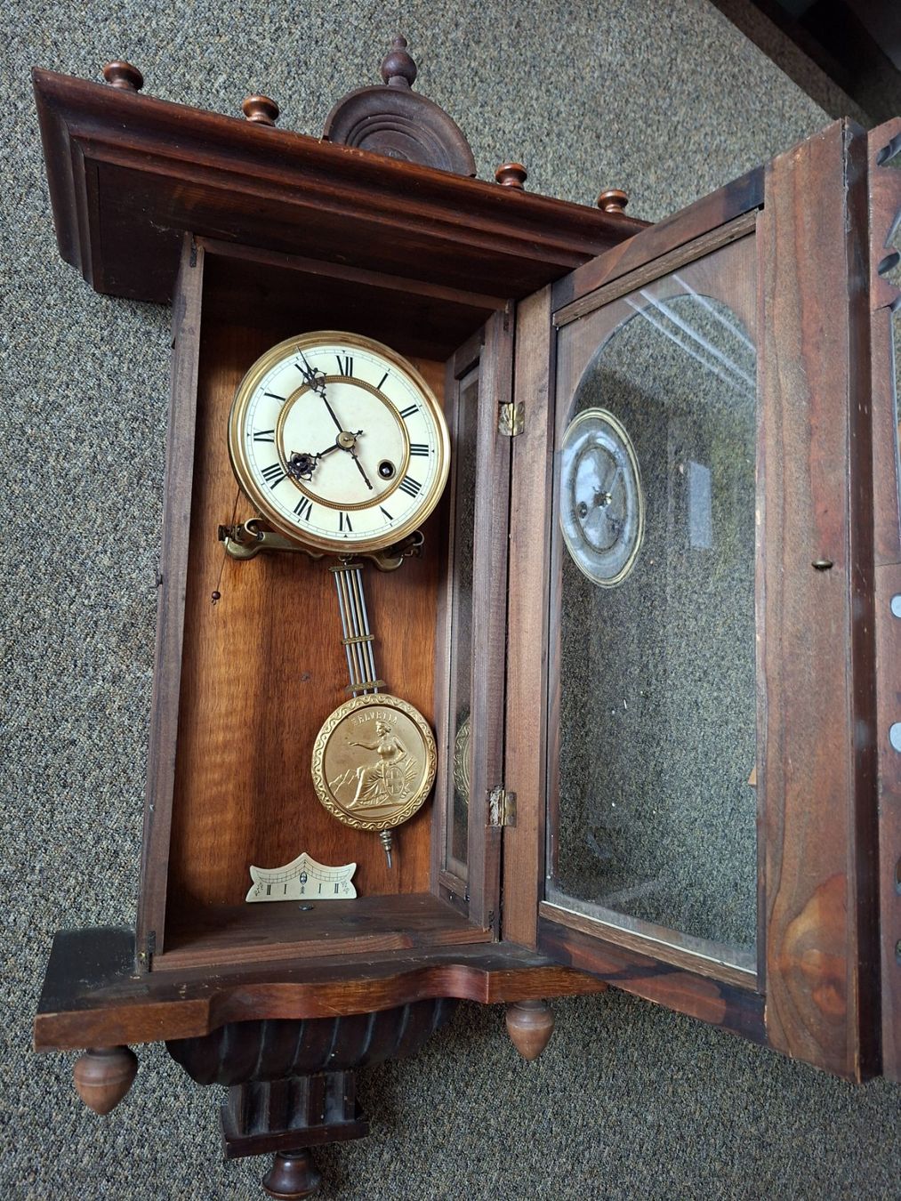 Orologi: Wanduhr – Usato da Balterswil venduto da Erimaus 3