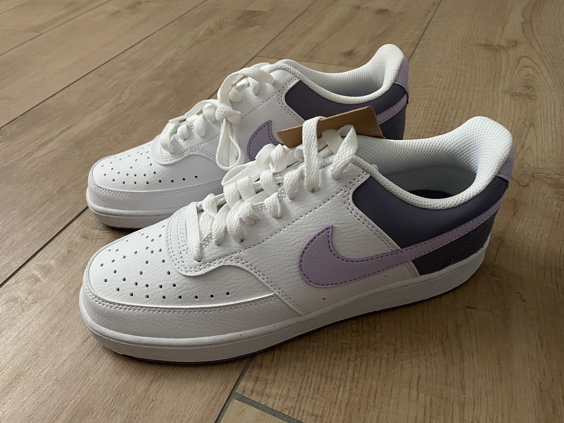 Nike Schuhe für Mädchen: Nike COURT VISION Gr. 40 NEU – Neu (gemäss Beschreibung) aus Waltenschwil von hansnine 1