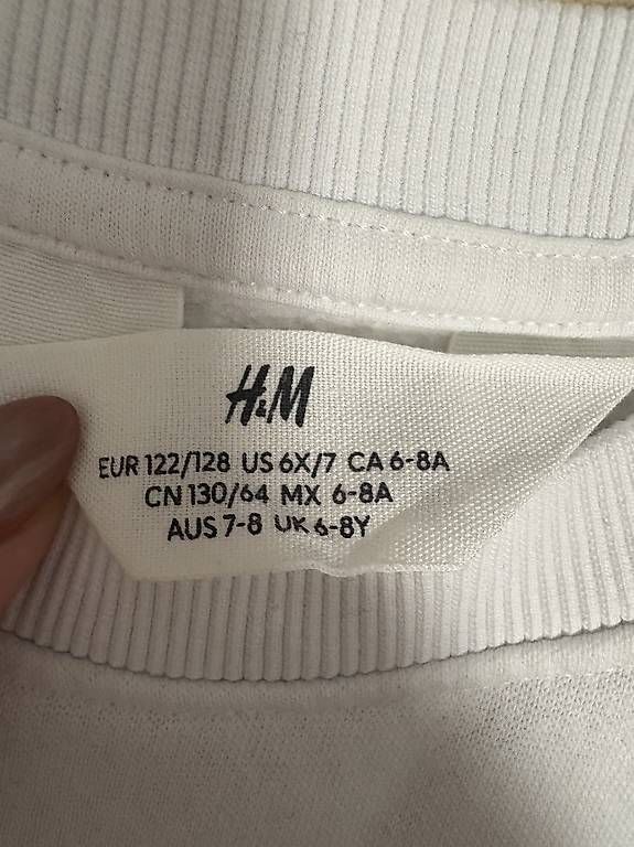 H&M Maglioni & Felpe: Sweatshirt Pullover Gr.122/128 – Usato da Pfungen venduto da FloretaK 1