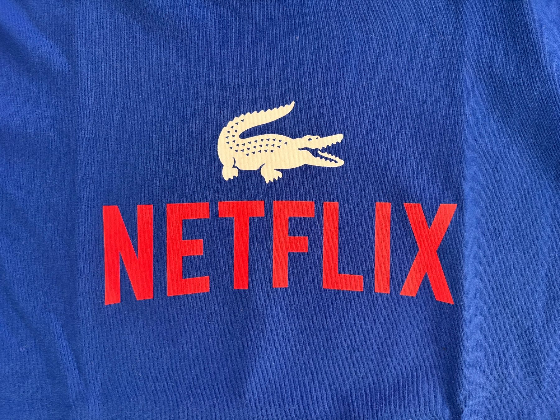 T-shirt: T-shirt Lacoste Netflix bleu taille S – Nuovo (secondo la descrizione) da Matran venduto da val_2vm6 2