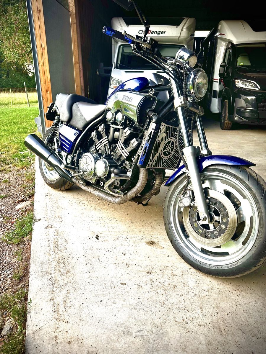 Yamaha Cruisers: Vmax Yamaha 1200 – D'occasion à pringy par the_w9vh