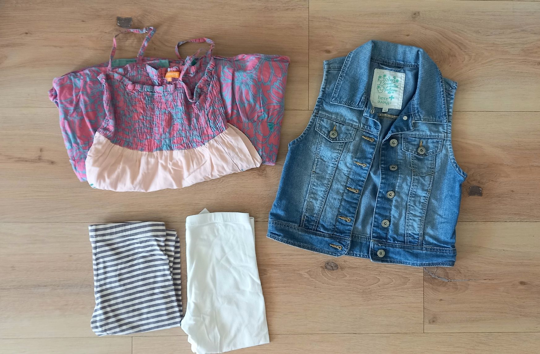 Lotti & Set di vestiti: Mädchen Sommerset Gr. 140 – Usato da Lützelflüh-Goldb venduto da Punktesammler