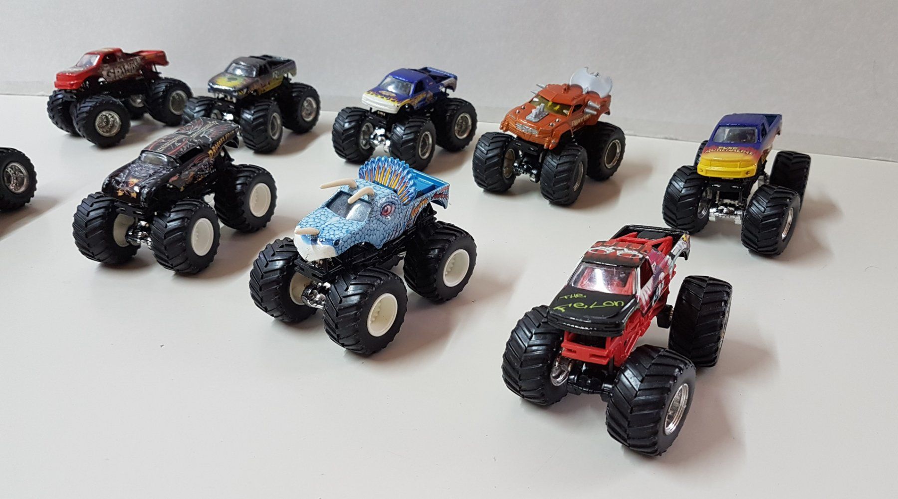 Modellini d'auto: 😎  9 Auto Offroader – Usato da Schüpfheim venduto da Games_Spielkonsolen 4