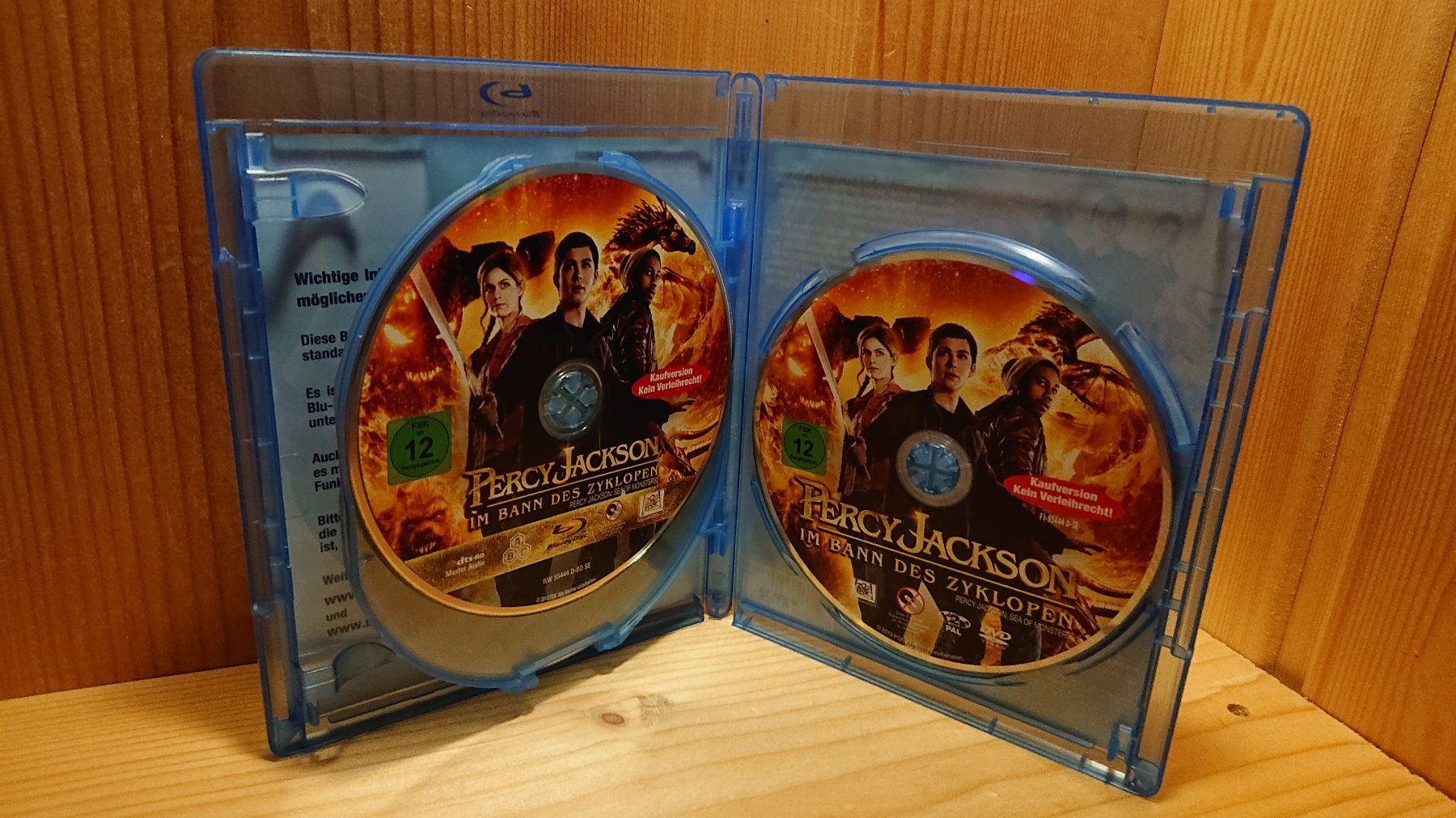 Tutti i DVDs: PERCY JACKSON Im Bann des Zyklopen in 3D Blu-Ray – Usato da Wilderswil venduto da Exebub 3
