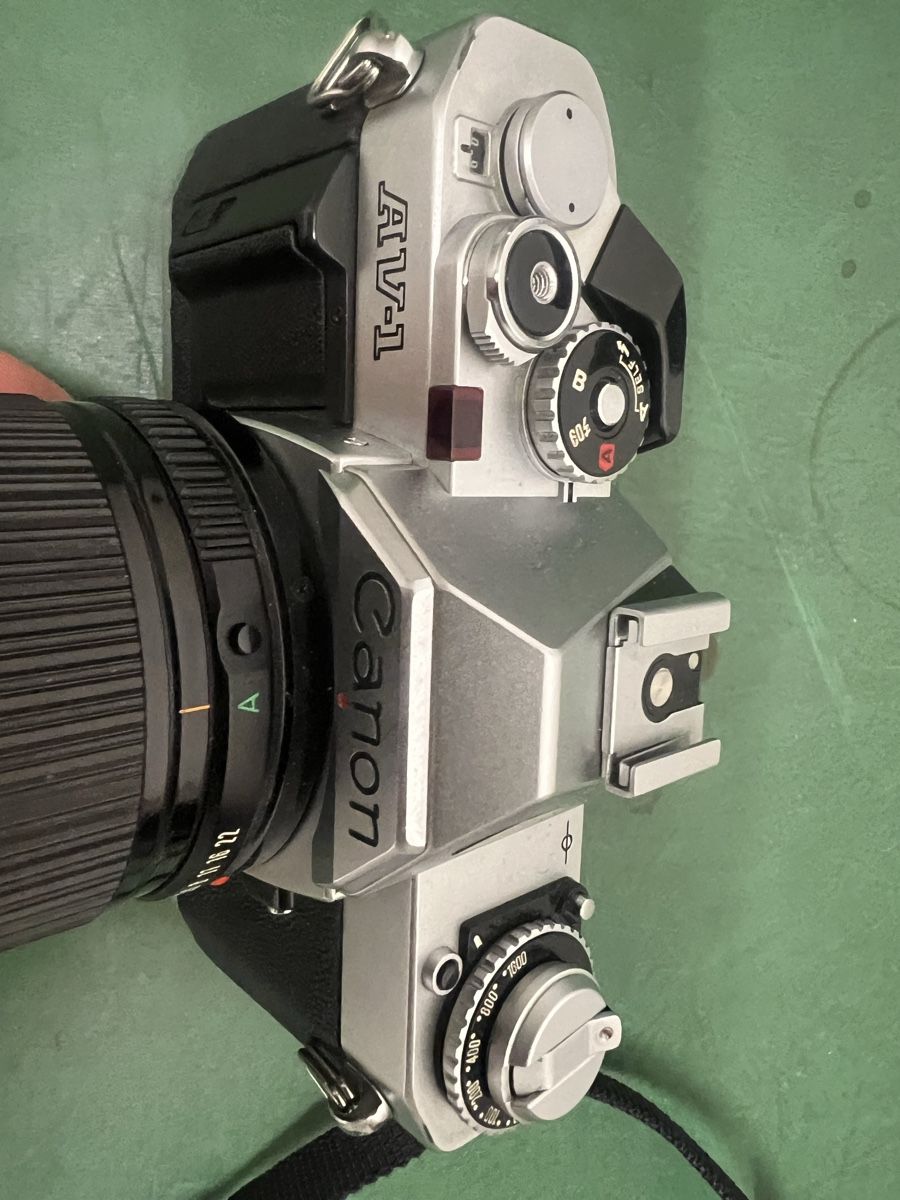 Canon Kamera: Canon AV 1 – Gebraucht aus Zürich von jao_2bx7 5