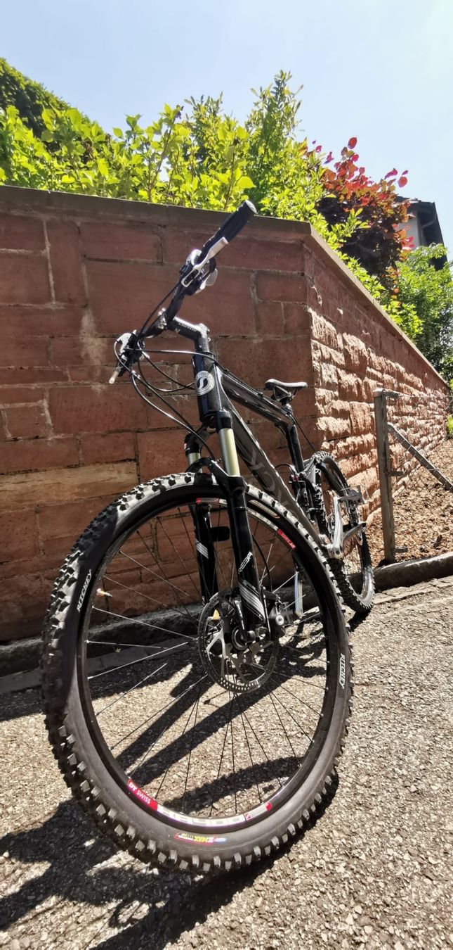 Storck Velos: Storck Adrenalin Carbon Fully MTB – Gebraucht aus Arlesheim von kmi24 2