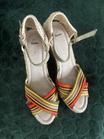 Bata Wedge Sandals Multicoloured Size 39 Good Condition