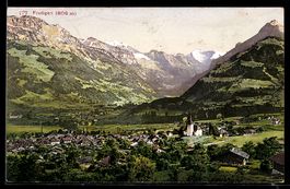 Frutigen, Dorf mit Kirche und Bergpanora