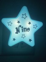 Nachtlicht mit Sensor blau, gelb, rosa oder weiss mit Name