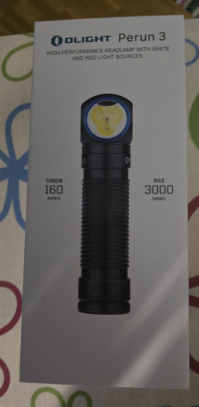 Olight Lampade: Neu Olight Perun 3 Lampe – Nuovo e nell'imballaggio originale da Seuzach venduto da K_N