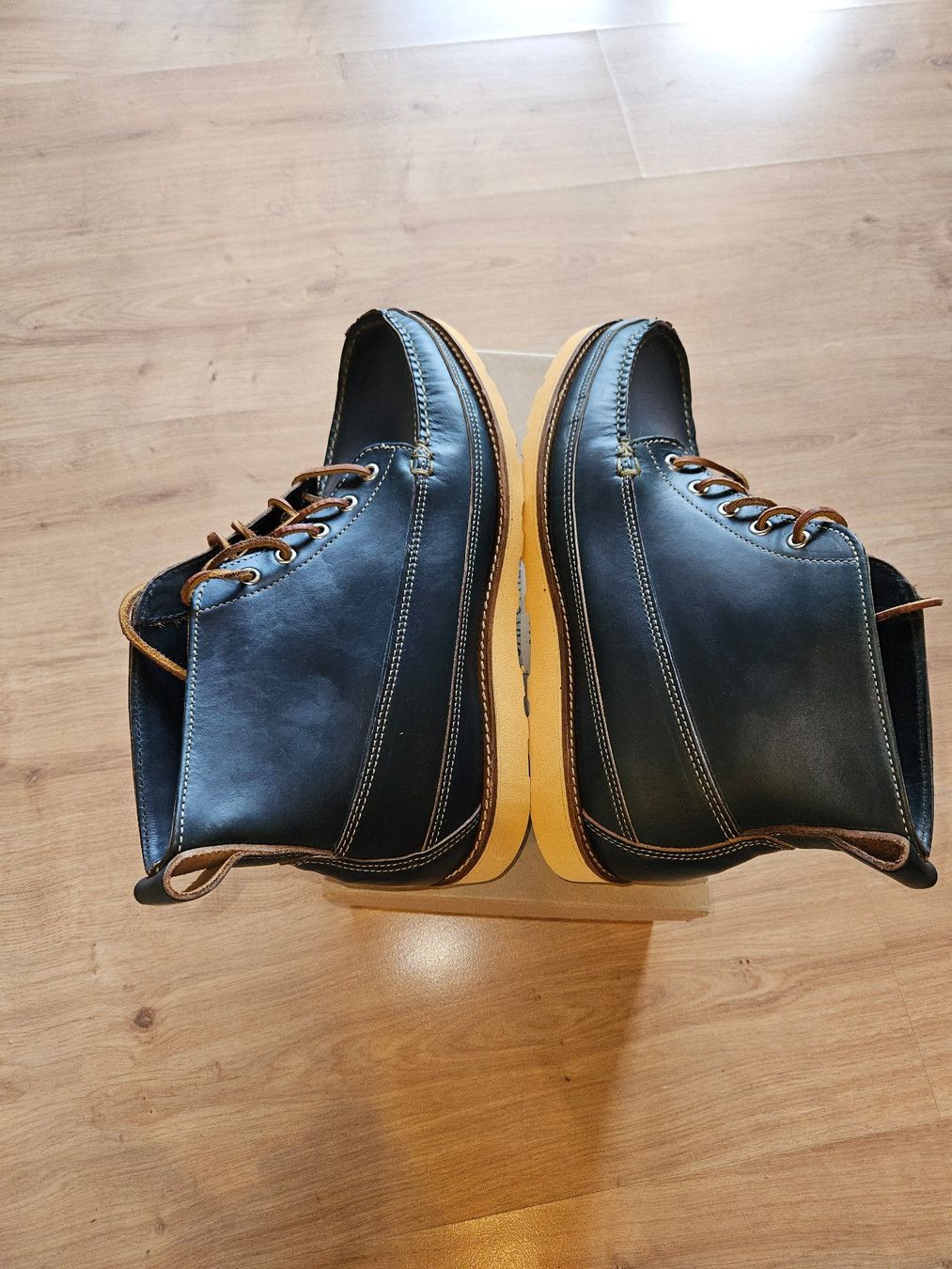 Scarpe da uomo: Oak Street Bootmakers Camp Boot Moccassin Blue EU43.5 / UK10 – Nuovo e nell'imballaggio originale da Liesberg venduto da mcr_jkf8 4