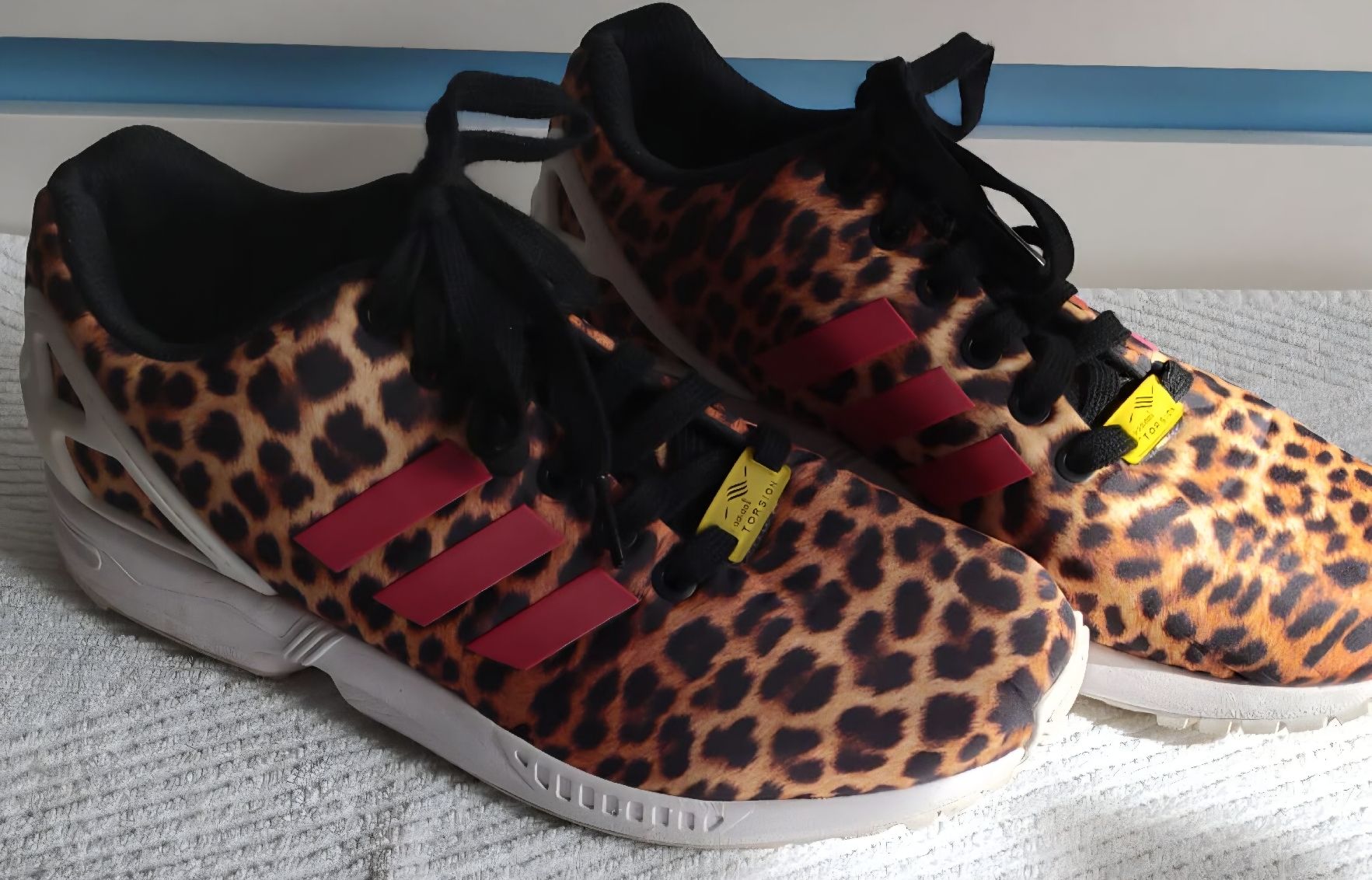 Adidas Damenschuhe: Adidas Leopard Sneaker Gr.39½ – Gebraucht aus Luzern von Luzern_Energy