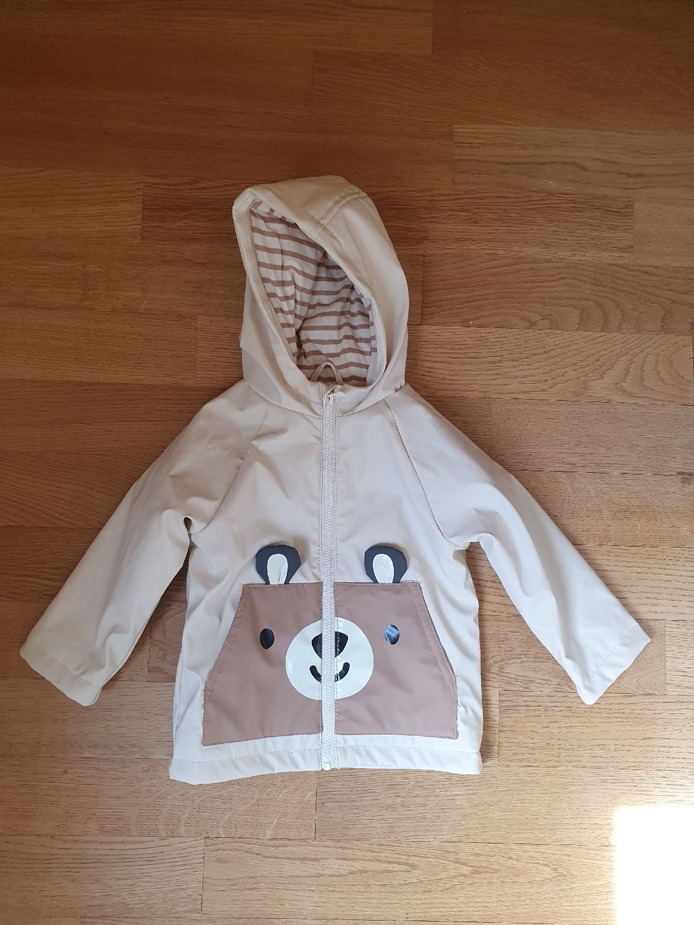 Jacken & Mäntel: Kids Jacket Beige Bear Design Like New – Gebraucht aus Sirnach von eftix