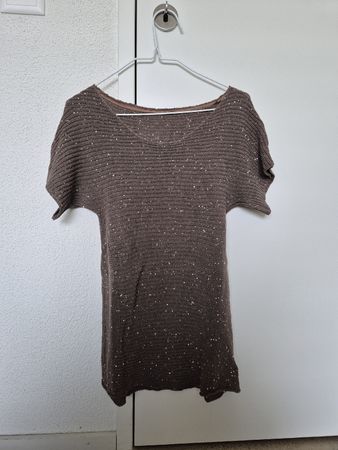 Gestricktes Paillettenoberteil aus Italien