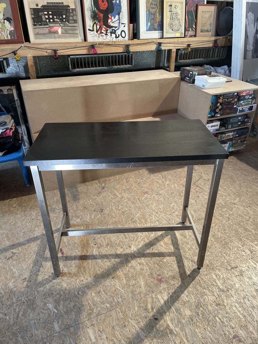 Ikea Tavoli: Table haute – Usato da Fribourg venduto da JohnB4 1