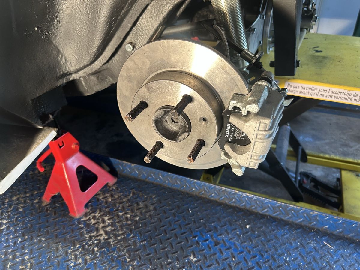 Ford Tutti pezzi di ricambio auto: Ford Capri MK1 Verstärkte Hinterachse – Nuovo (secondo la descrizione) da Büsserach venduto da ronnin1 2
