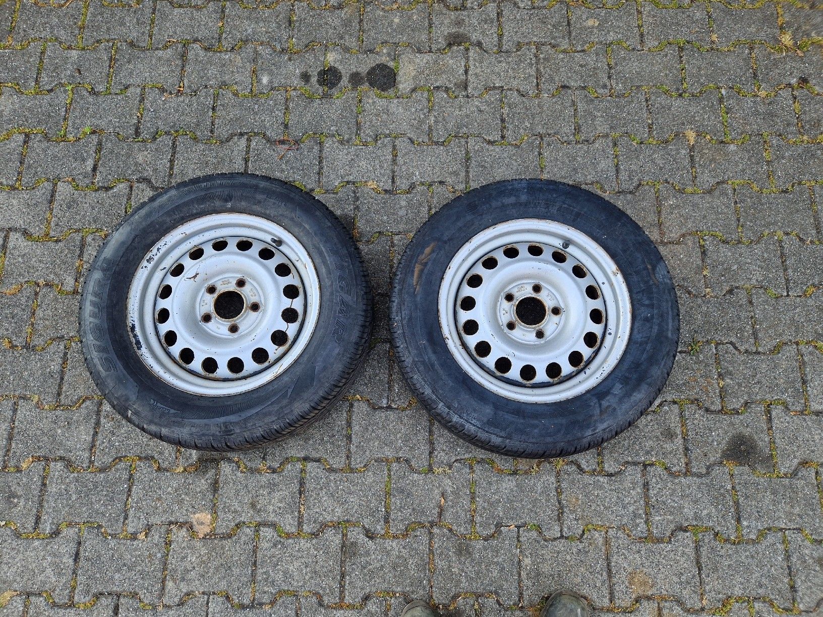 Pneumatici & Ruote complete: Räder/ Anhängerräder 195/65 R15 – Usato da Grosswangen venduto da lar_9lz7