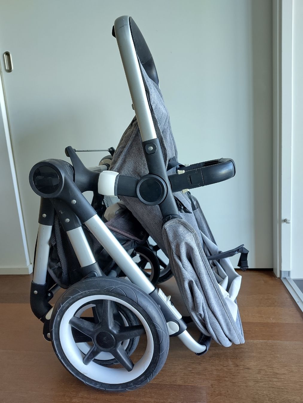 Bugaboo Kinderwagen: Bugaboo Fox Kinderwagen – Gebraucht aus Luzern von phyrumtea 6