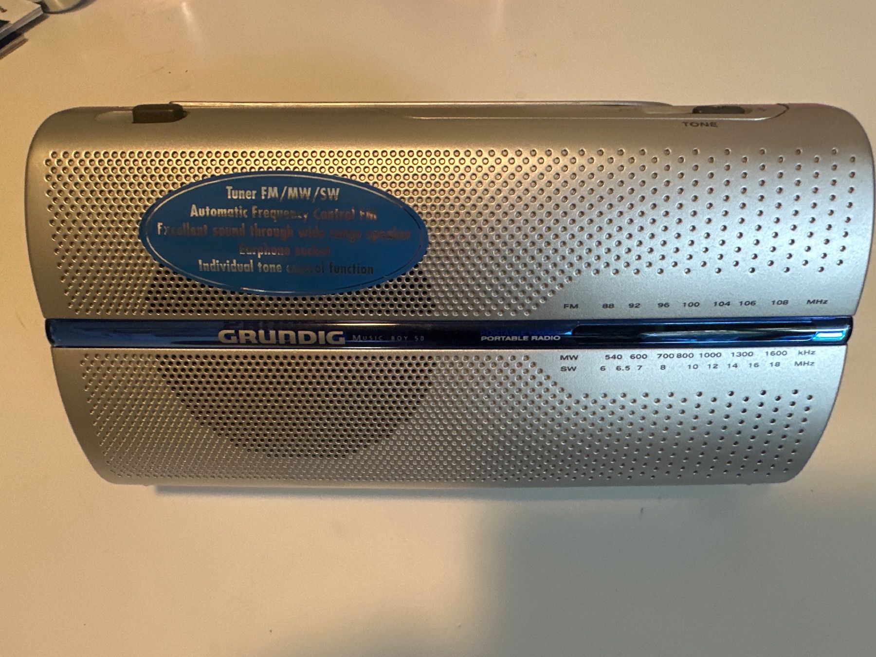 Grundig Radio: Grundig Music Boy 50 – Usato da Zürich venduto da Chaeffeler