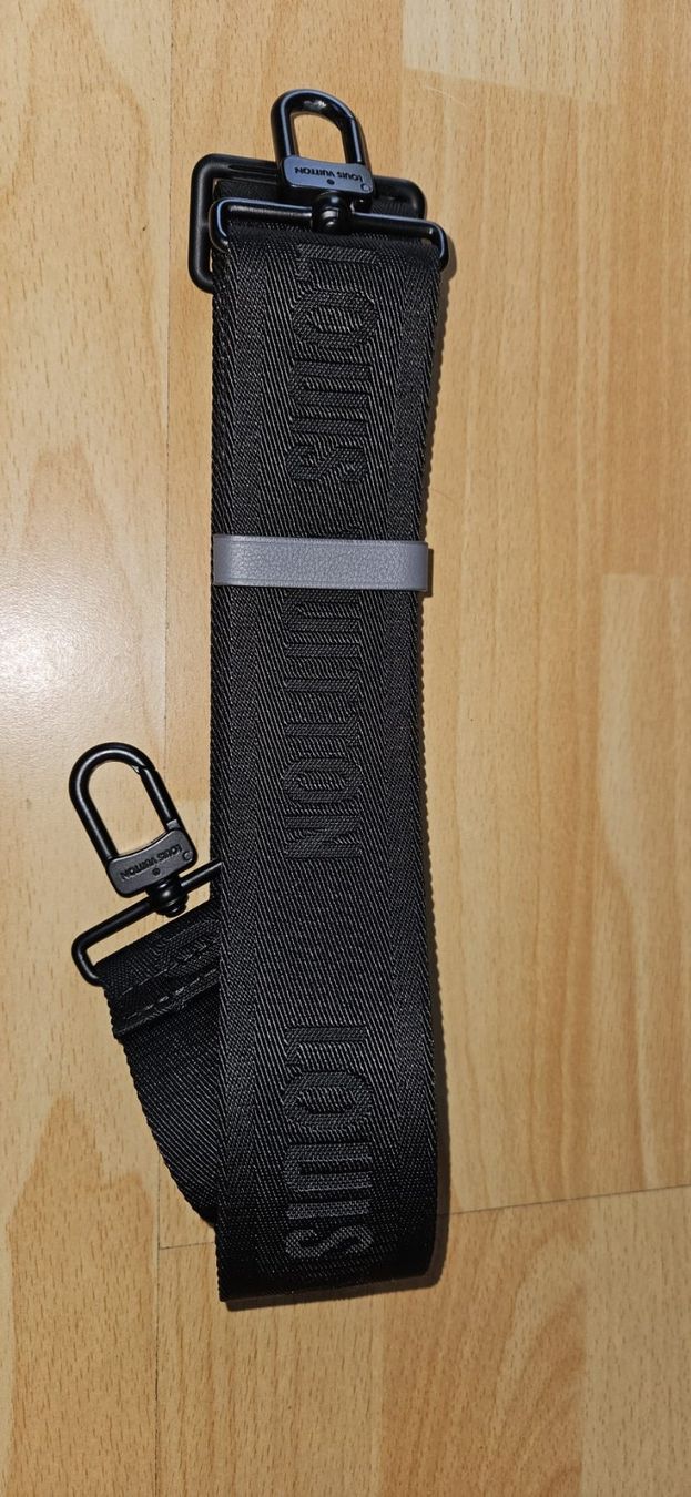 Louis Vuitton Taschen: Louis Vuitton Keepall Bandouilière 50 Anthracite Grey – Neu (gemäss Beschreibung) aus Lausanne von inf_2c9z 4